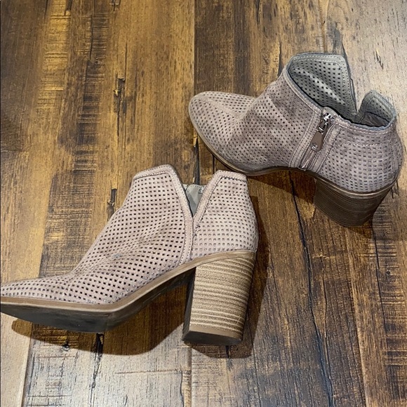 DV Booties - Picture 6 of 9